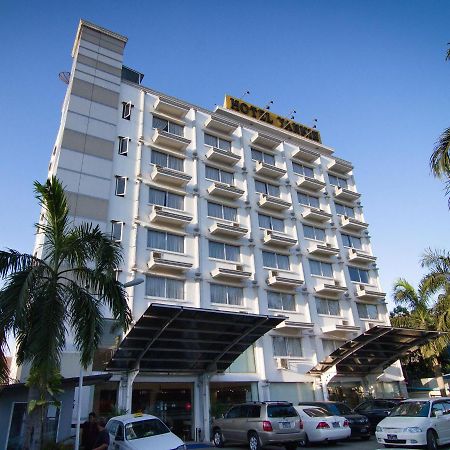 Hotel Yankin Yangon Exteriör bild
